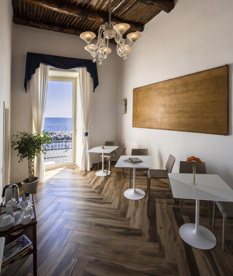 Mareluna Suite De Charme Napoli Eksteriør bilde