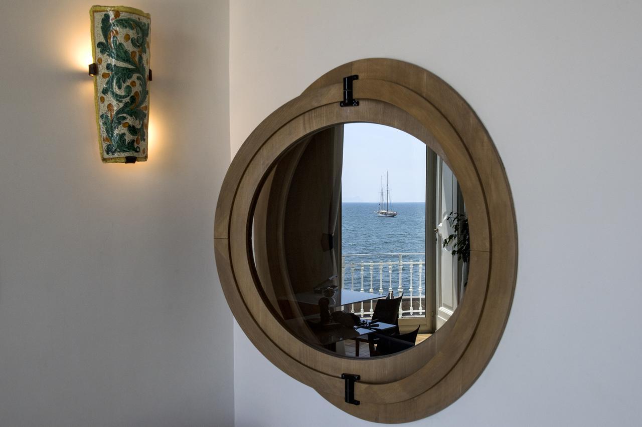 Mareluna Suite De Charme Napoli Eksteriør bilde